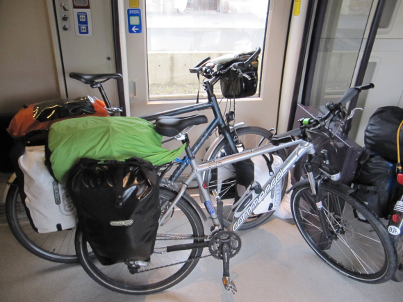 Vélos de Charles et Albane dans le TER