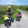 Préparation avant la plus grosse côte du voyage à vélo...