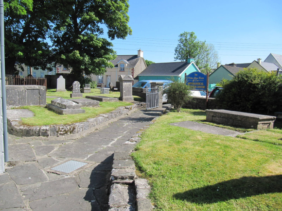 Genealogical Church Center à Corofin