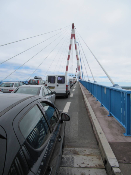 Bouchons sur le pont de Saint-Nazaire