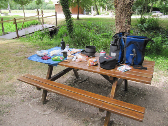 Déjeuner à Saint-Séverin-sur-Boutonne