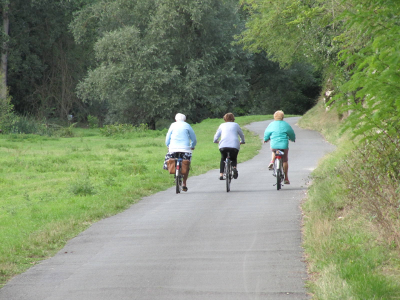 Trois mémés dans le vent