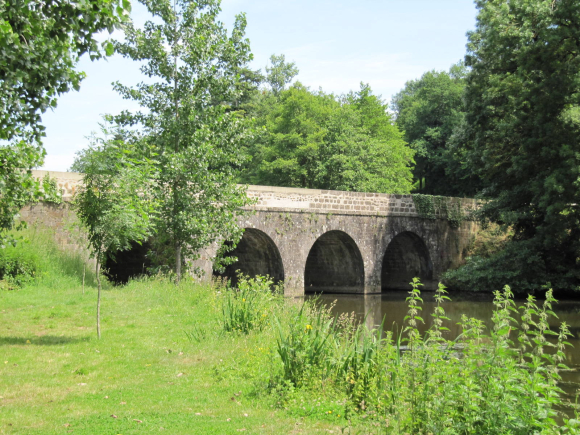 Pause avant Chaillé-sous-les-Ormeaux