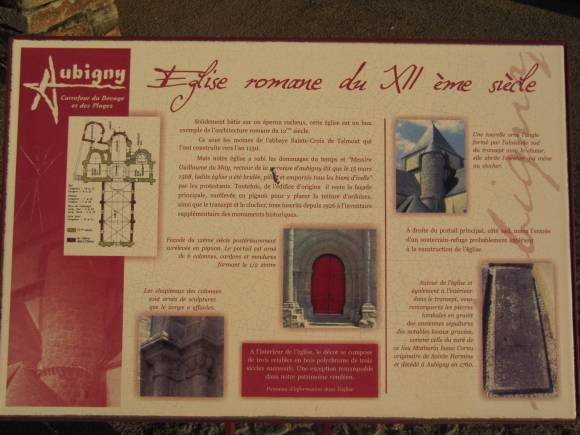 Eglise romane du XIIème siècle, à Aubigny