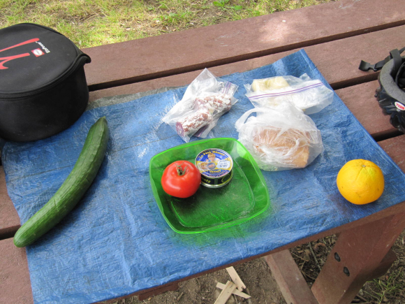 Déjeuner à base de pâté Hénaff pour les biscotos ;-)