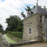 Château un peu avant Feneu
