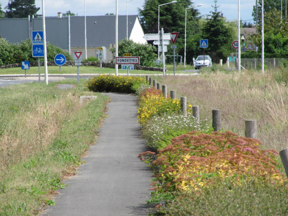 Piste cyclable avant Fondettes