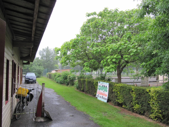 Camping de Brûlon sous la pluie