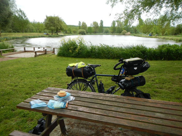 Pause déjeuner à Champigny-sur-Veude